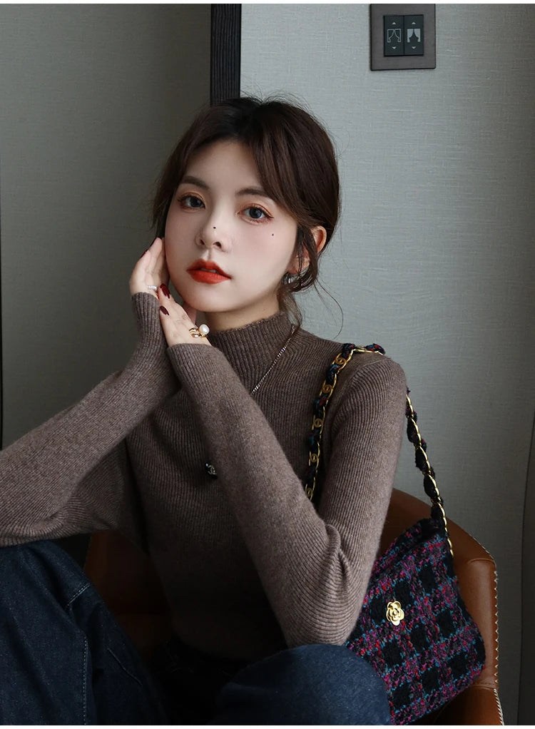 Women's Knitted Pullover Sweater