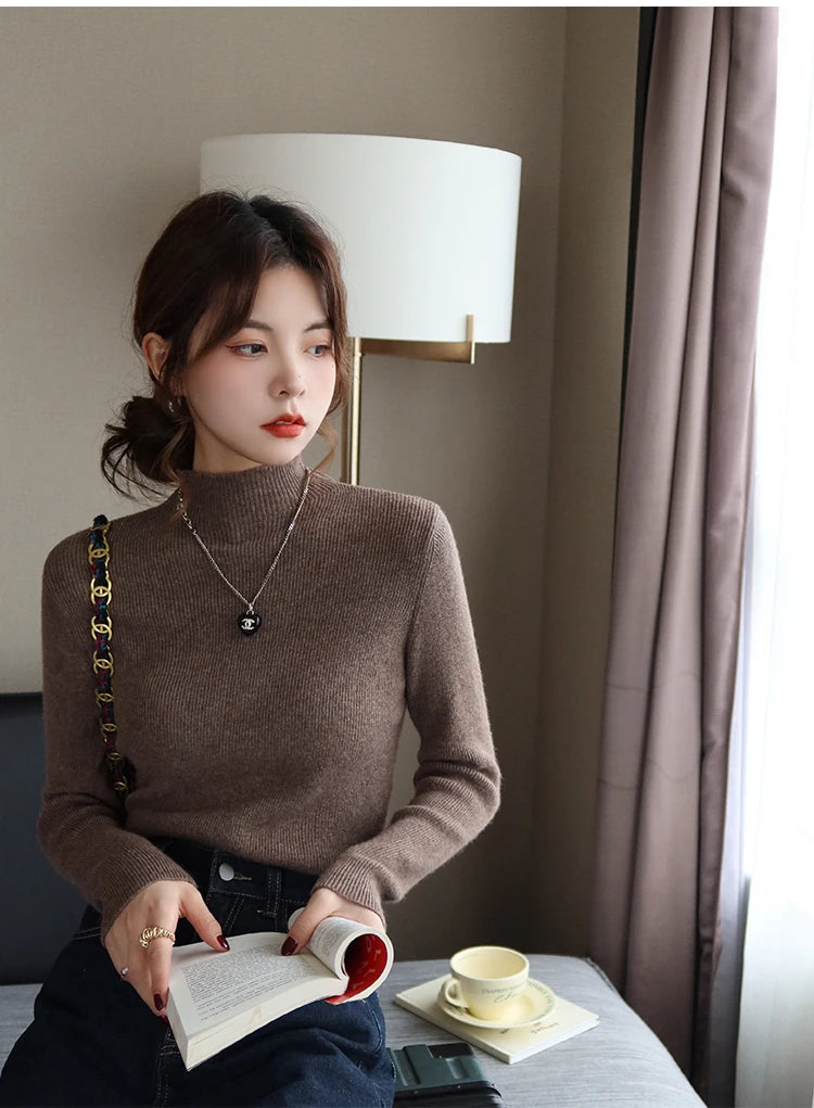 Women's Knitted Pullover Sweater